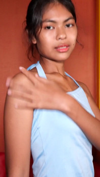 Seductive 18-year-old Asian Teen Ignites 4K Passion Frenzy
