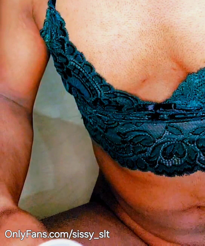 Sissy Slut Simran: Honry ladyboy sam w domu