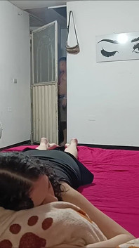 Joven hermanastra follada duro por la gran polla de su hermanastro