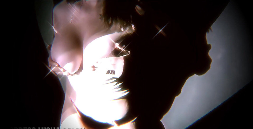 Goddess Misha Goldy: 자위하고 핑거링하는 핫한 십대 나는 당신의 마음과 하드 자지를 완전히 제어 할 수있는 약점을 사용하는 것을 좋아합니다