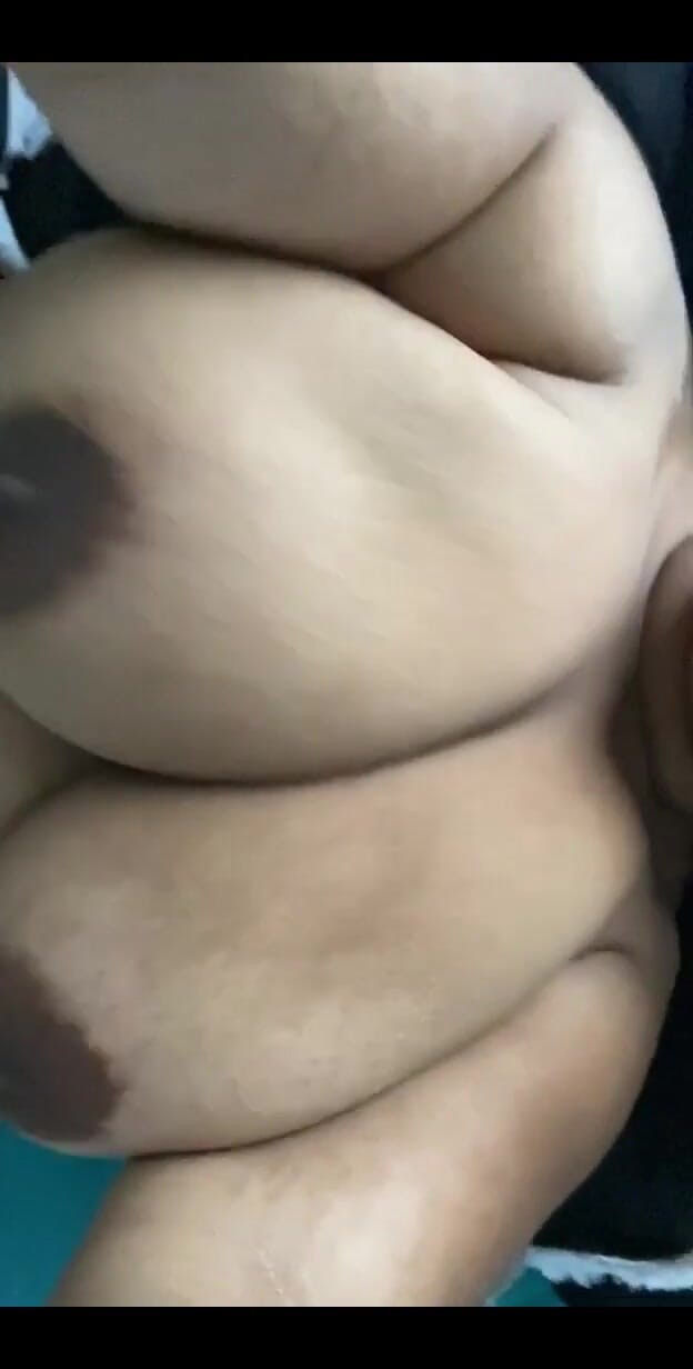 Biggdebbie solo: 44g сиськи