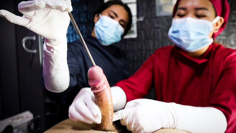 DominaFireOfficial: Sondage profond par Dominafire et Mizzired