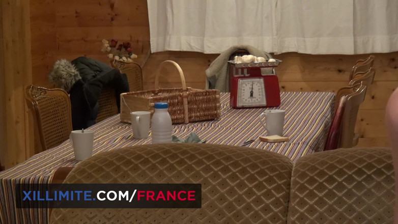Made In France: Sexo no chalé com mulher loira gostosa