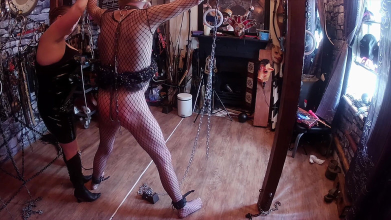 Aaexperiencesltd: Deel 4 - Domina Satana en slaaf Andrew