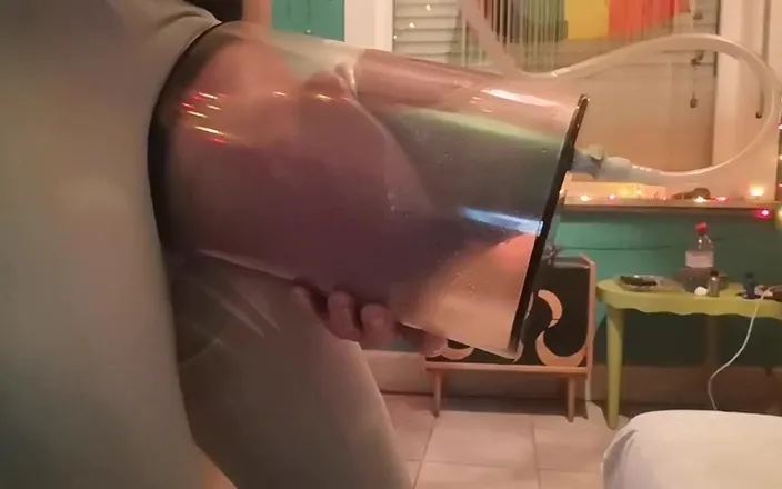 Monster_Meat_: Pumping party on my own