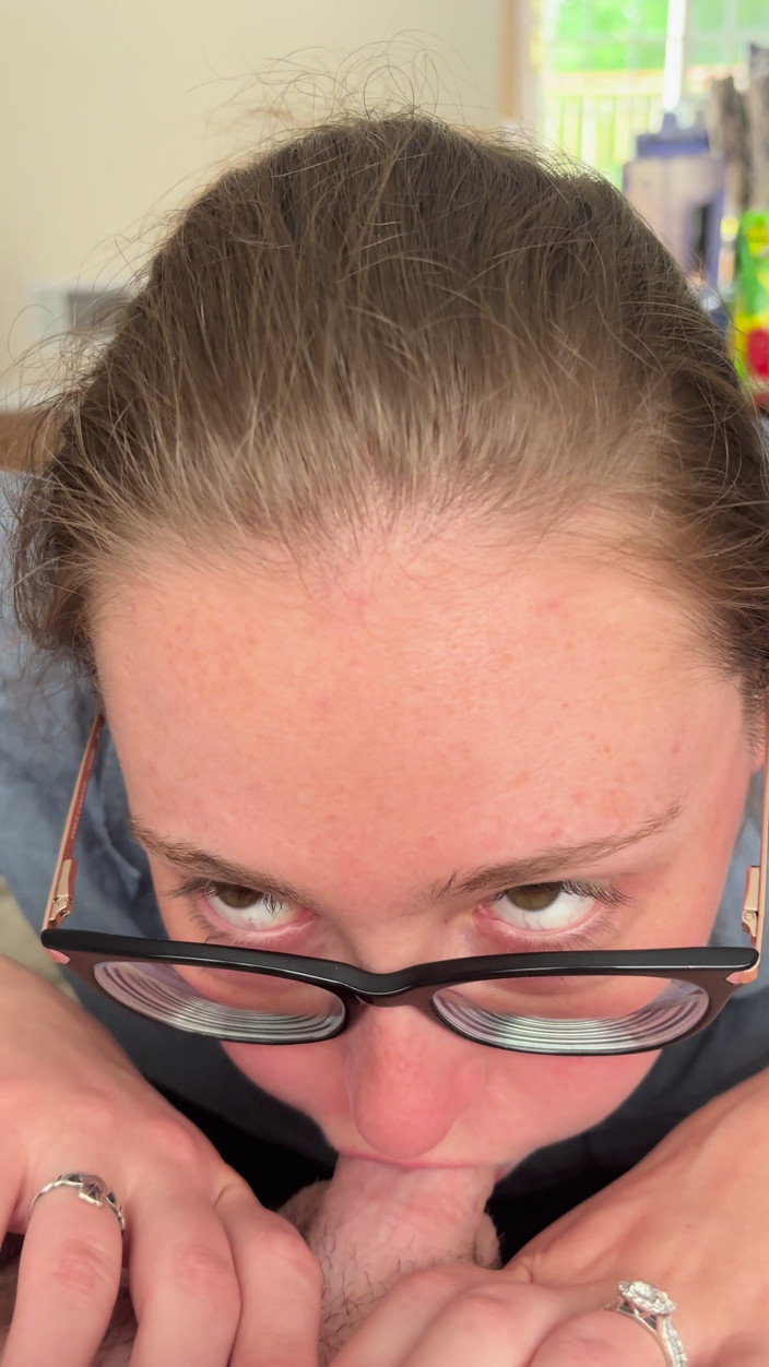 BeautfiulBJ25: Unexpected Cum in Mouth Blowjob
