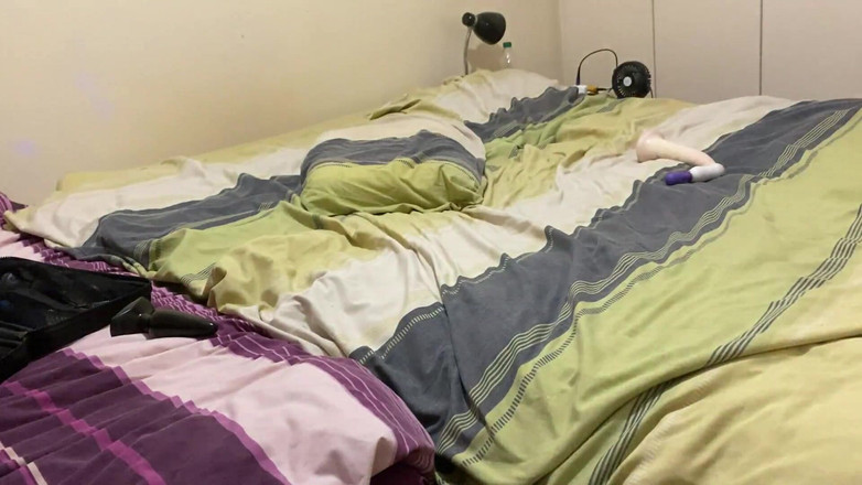 Frequentmasturbation: Šťastní lešenáči se budou dívat oknem