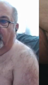 Wanking off While Commenting on Porn