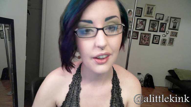 Miss Faith Rae: Dương vật của bạn nhỏ và tôi đụ người đàn ông khác