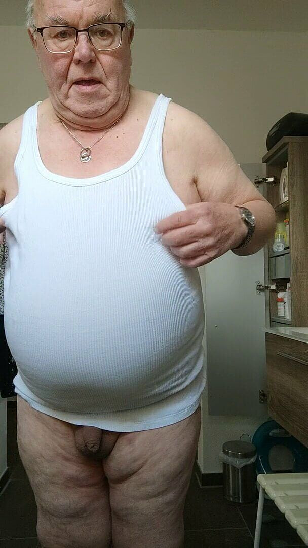 Karlchengeil: Külotlar da harika!