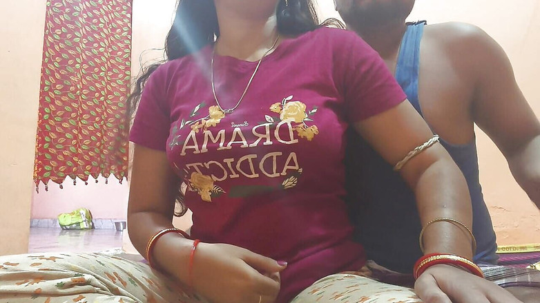 Sona bhabhi: Дези бхабхи занимается сексом со своим бойфрендом