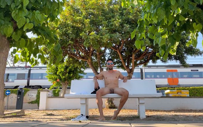 Paul Williams: Naked in Park at Broad Daylight