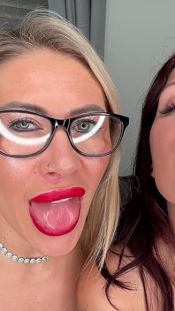 Lip Smelling with Belle Ohara