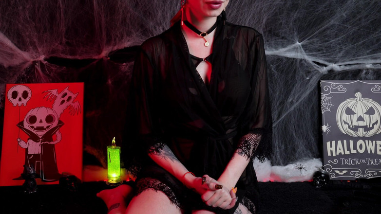 Eva Deva: Возвращение тетушки из ада! Призрак или суккуб? Думаю