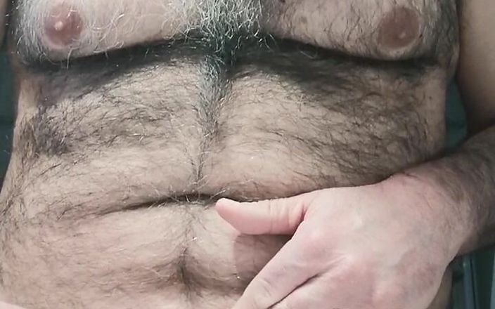 Setesesso7: Holím si ptáka a mydlí mi kapli a pak dobré...