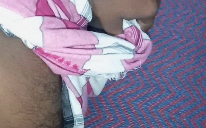 Sweet Indian cock: Kontvrouw in mijn kantoorkamer met condoom spermadruppel