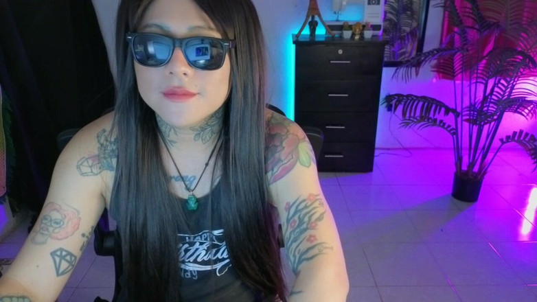 Kimberly Polizzi: 2025年流畅趣事 Kim 12月6日