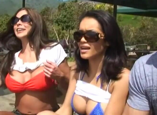 Crispy Teens: Two stunning babes get their pussies rammed