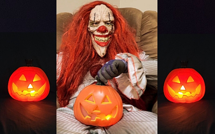 Biggyshots: Šílený klaun s velkým ptákem má velké výstřiky v jeho...