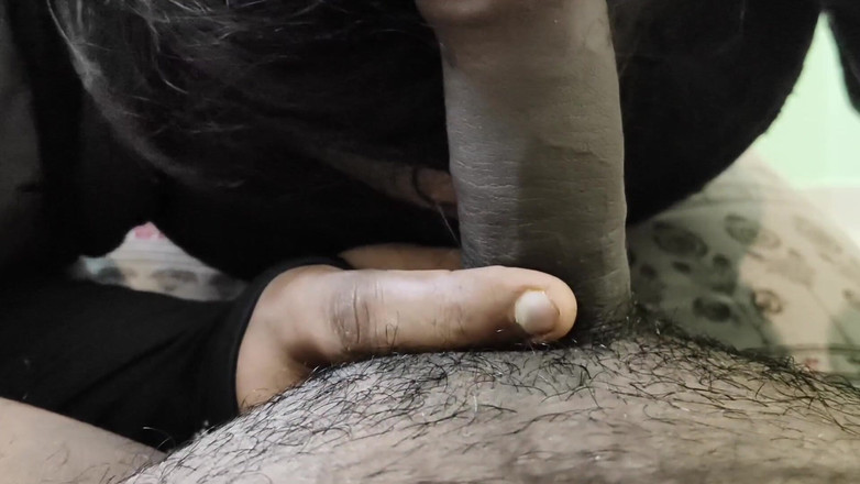 SneakyManner48: Mon amie tamoule est sortie