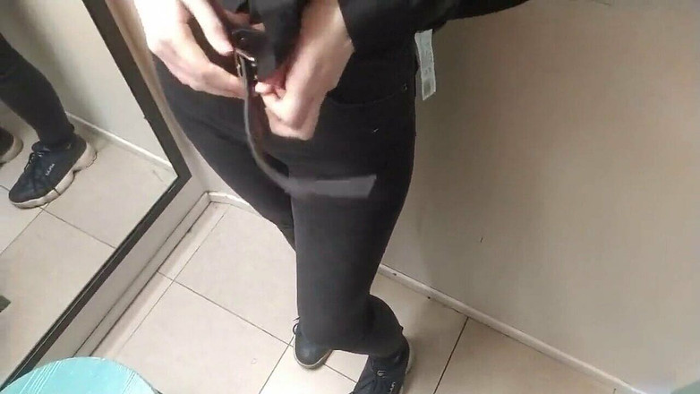 Super Jopka: 在商店里试穿衣服以性结束