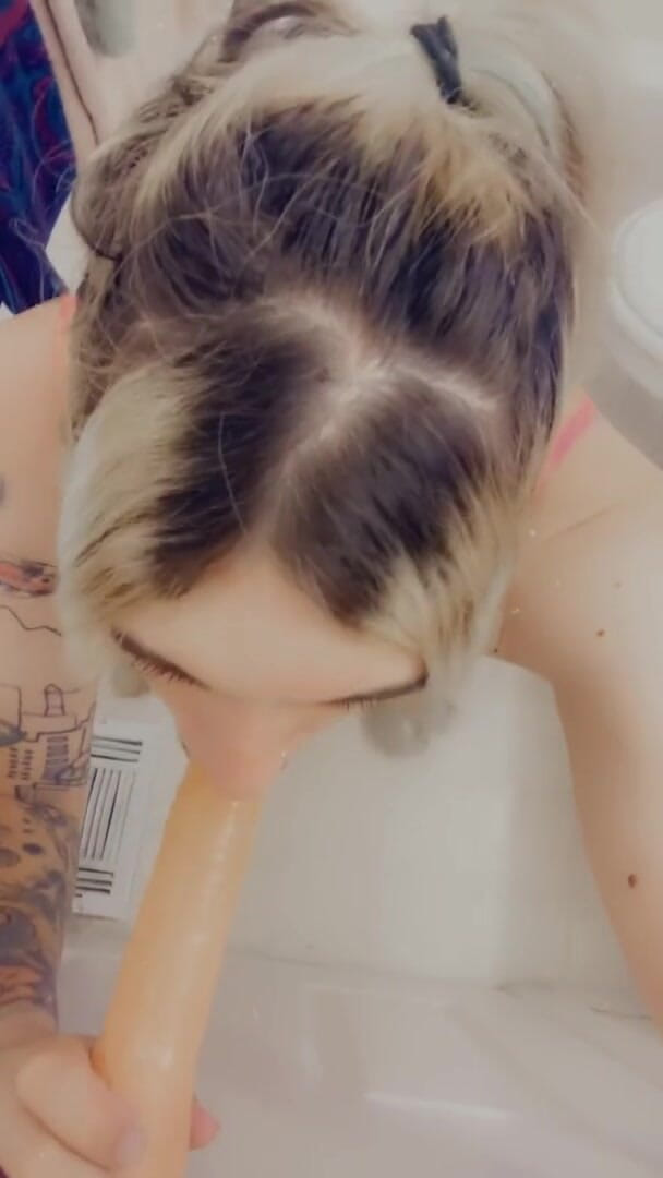 CarmenMelatonin: Sexy feminisierte dessous-schlampe