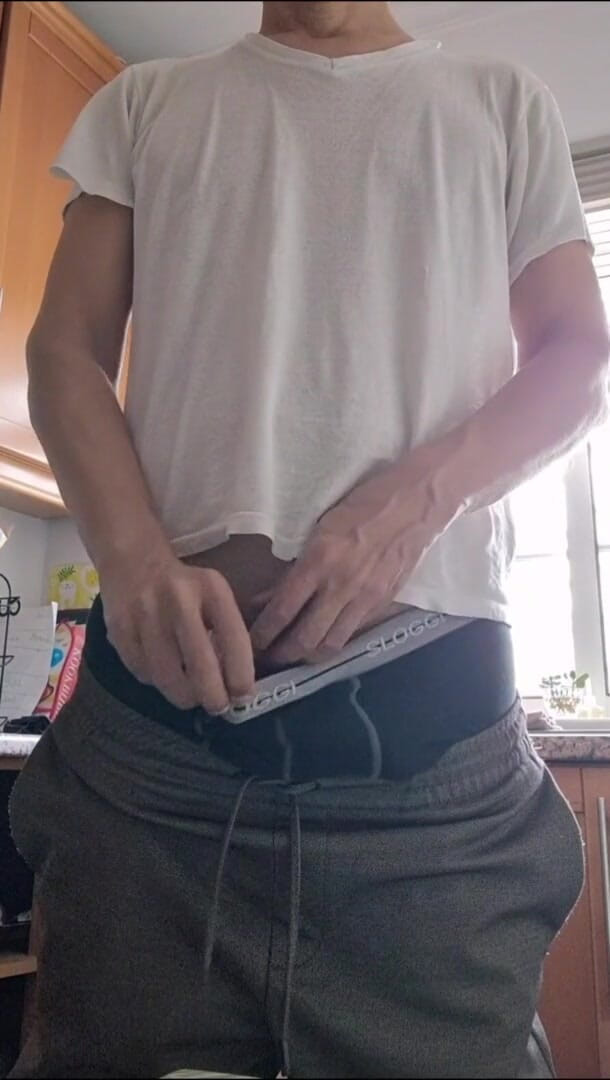 Rafael Torreano: In der küche wichsen und mein sperma essen