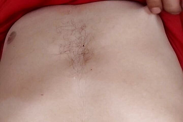 Gangbang straight: Молодой паренек показывает соски