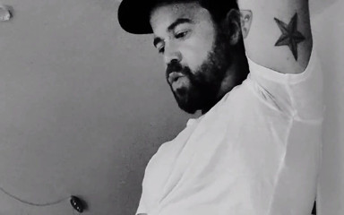 BonersDude: Big Muscular Gay Enjoys Solo Masturbation