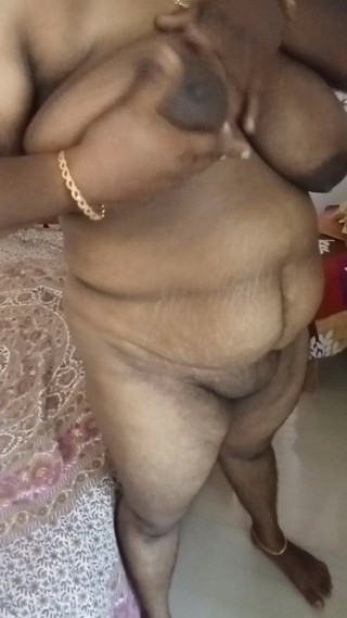 Bedroom: 여대생 침실 손가락 마사지 쇼 퍼포먼스 비디오