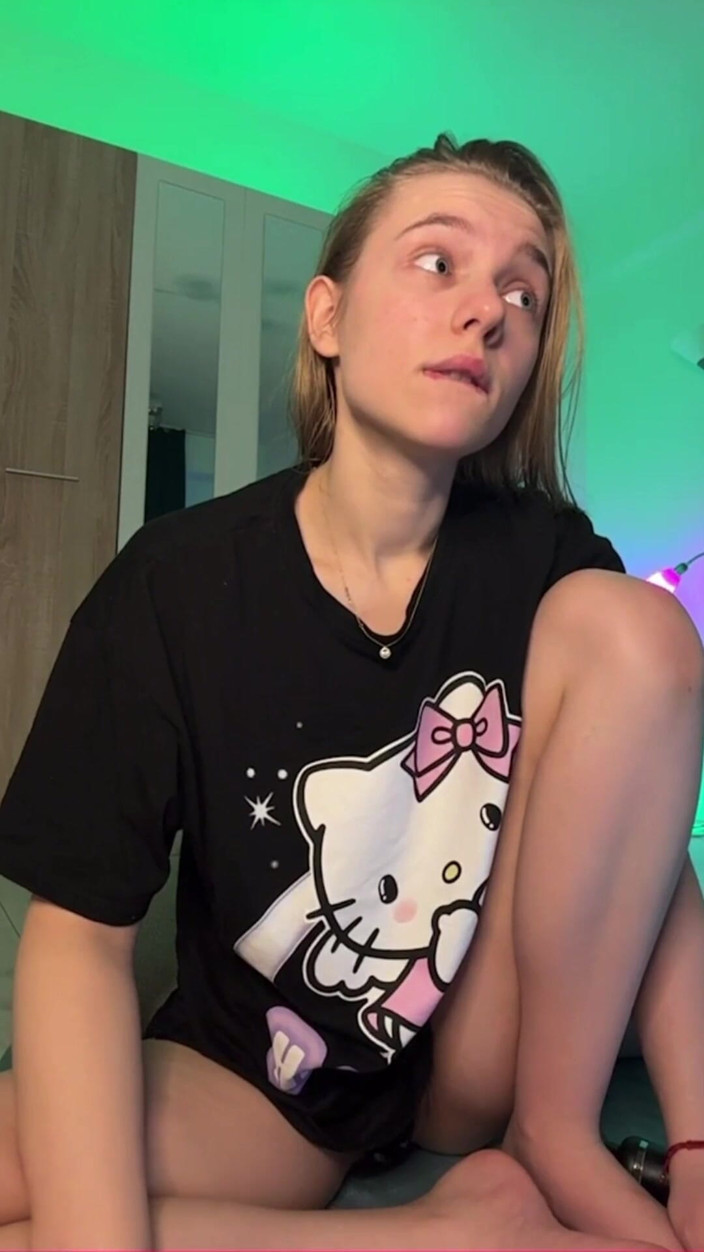 JuiceLussie: Fisting anal untuk pertama kali yang super hot