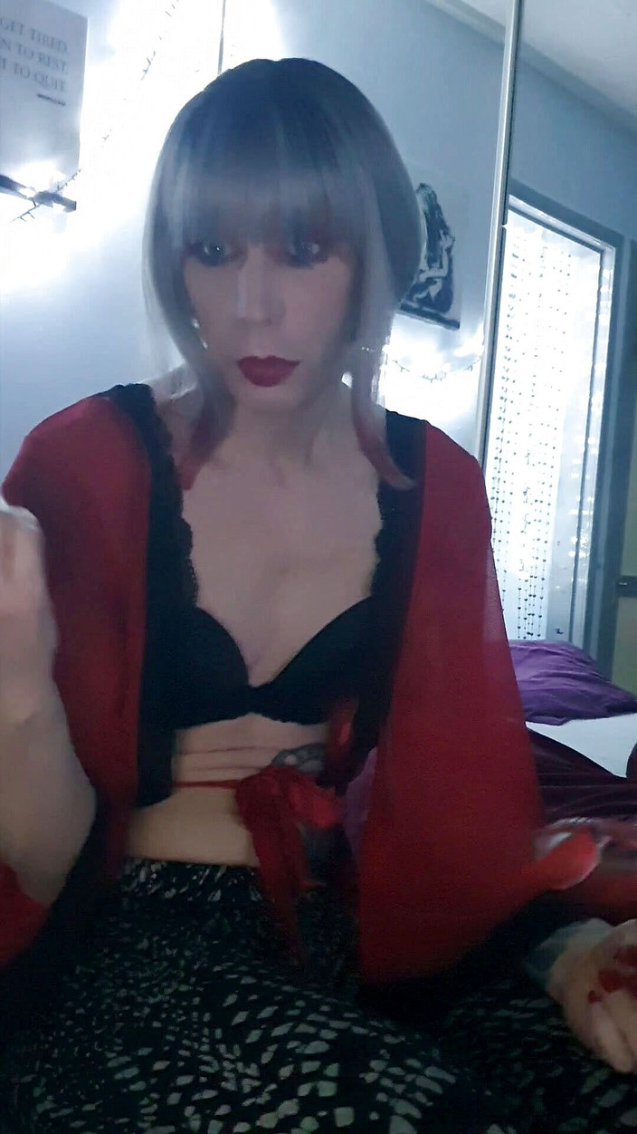 Skinnyminxx_xd: Pertunjukan WebCam - Pertunjukan WebCam Tersedia