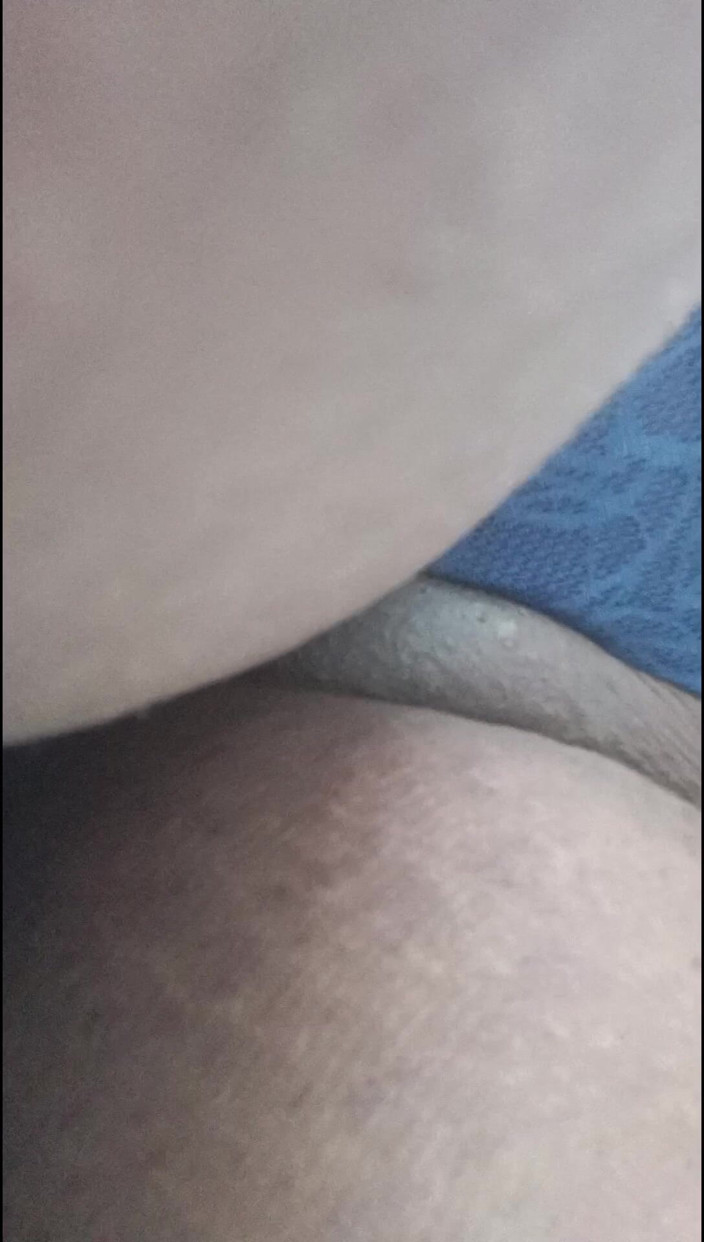 Hot chocolate 233: Joy riding fat pussy humping