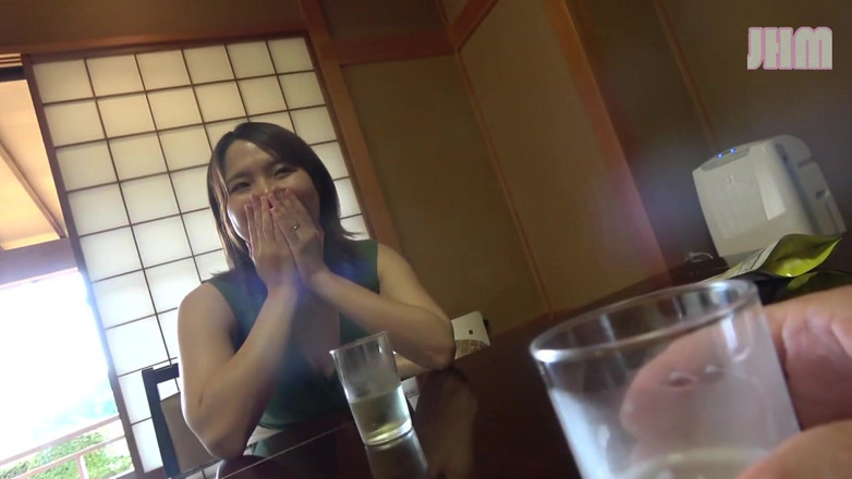 Japanese Hentai Matings: 32岁的已婚女人Rin的度假逃生 - 1