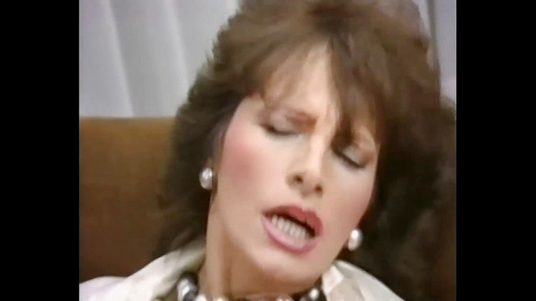 Vintage Climax: Máy bay bà già thèm cu là một cuộc đụ tuyệt...