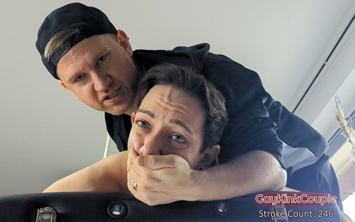 GayKinkCouple: Mi sumisa toma más de 500 golpes