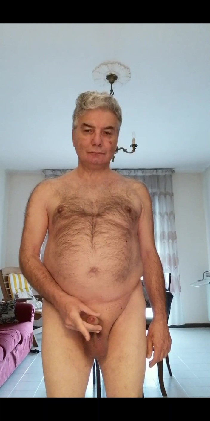 ALBANO ANGELO: Nadržená