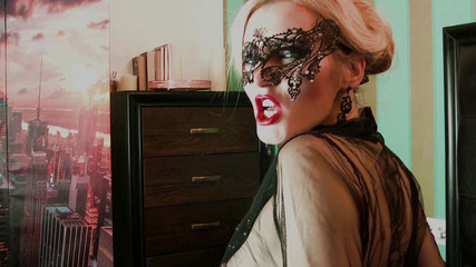 Goddess Celine: Überdosierte wurm-strumpfhose