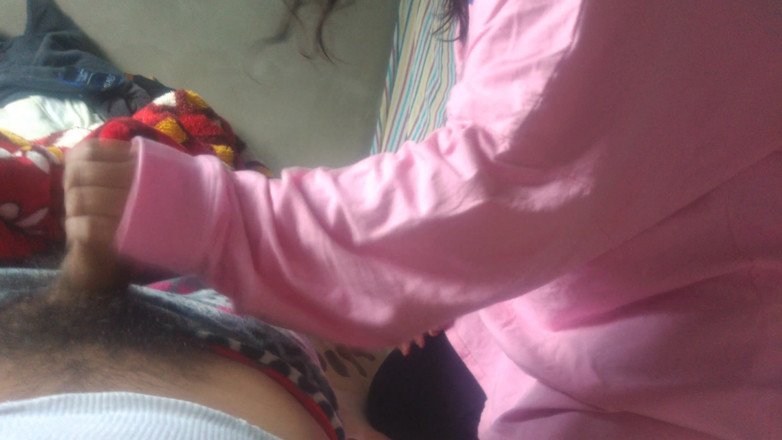 Jhony Cruz: Morning Blowjob From My Little Bitch 18 Years Old