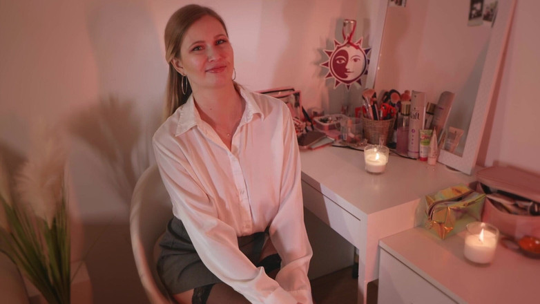 Stella Cardo: Miel, rendez-vous romantique, strip-tease, chatte, squirt