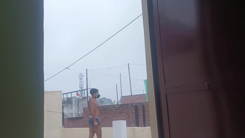 Sansuindia: Porno în pielea goală cu vedetă indiană