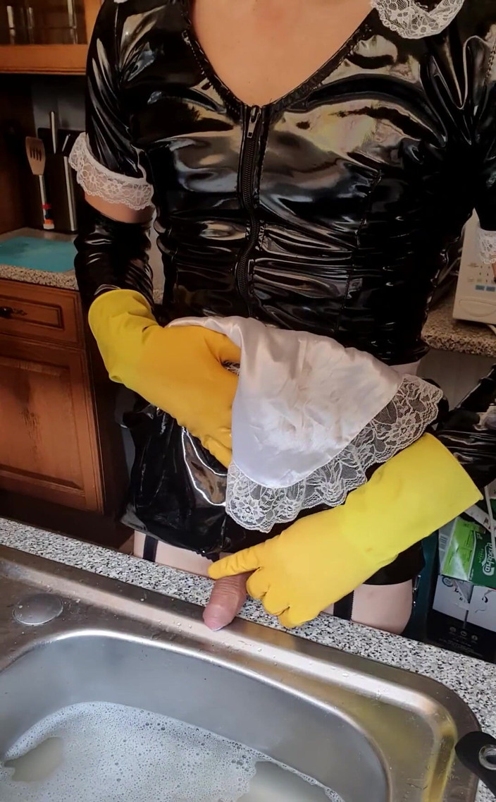 JessicaXD: नौकरानी सेवा - कपड़े धोना