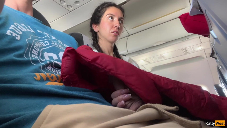 Katty West: Offentlig kuk som blinkar i flygplan - flickan tog mig till...