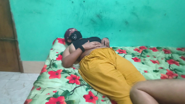 SweetRiyaXO: 내 섹시한 쿠폴과 섹스하고 존나게 하드뱅글라 볼로 따먹기