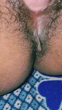 Very Hot Desi Big Boobs Hairy Pussy Bhabhi Inserting Dildo