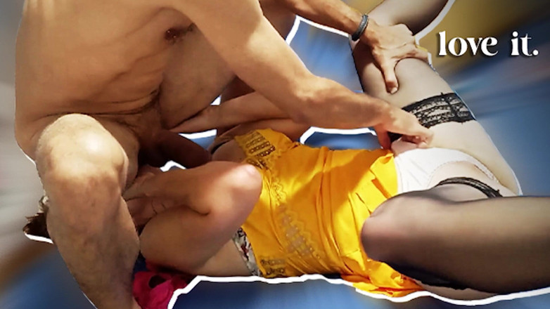 Sexy O2: Mănâncă-mi curul apoi îți fut gâtul