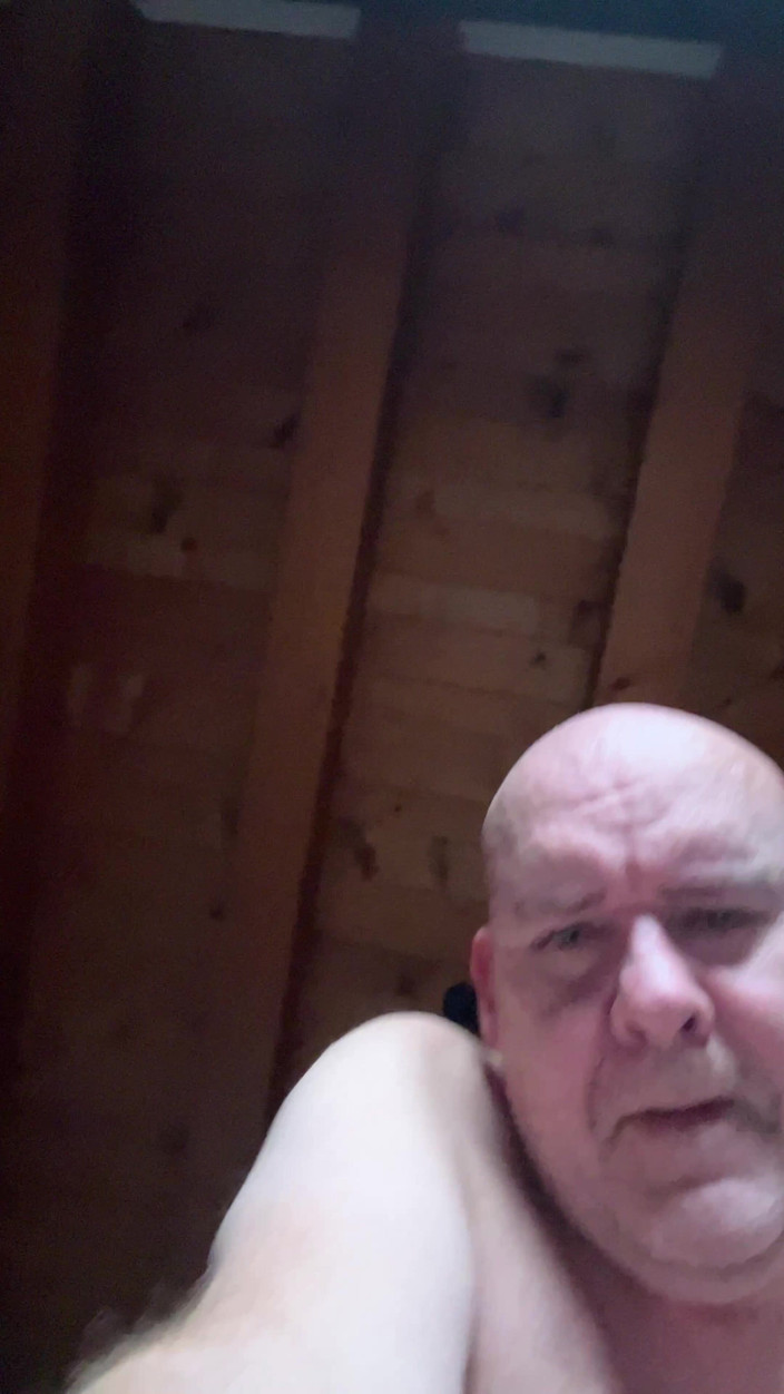 Almaviva: 爷爷用他50厘米的鸡巴深深地操自己