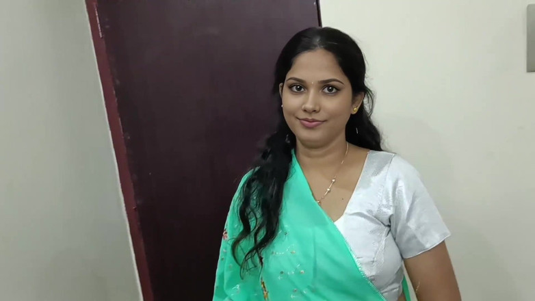 Desisexqueen: Desi Neighbour Bhabhi First Time Cheating Her Husband