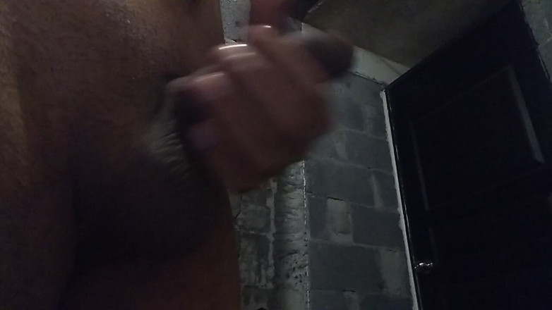 AlexAlejandro13: 나는 변태적으로 자위한다