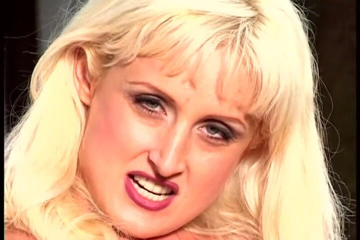 Perv Milfs n Teens: All angepissed - perverse milfs und Teenager